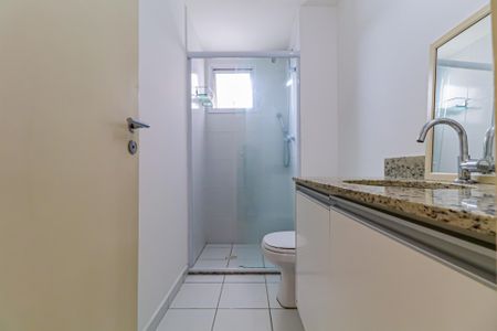 Apartamento para alugar com 82m², 3 quartos e 2 vagas Apartamento para alugar com 82m², 3 quartos e 2 vagasBanheiro social
