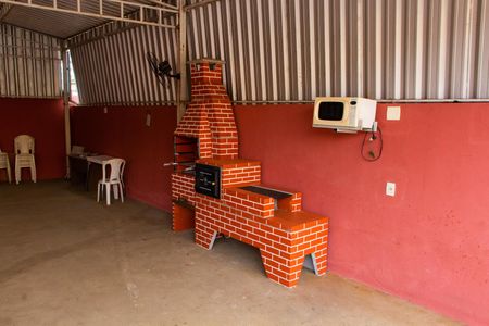 Apartamento à venda com 44m², 2 quartos e 1 vaga Apartamento à venda com 44m², 2 quartos e 1 vagaÁrea comum - Churrasqueira