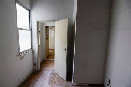 Apartamento à venda com 418m², 6 quartos e 2 vagasQuarto de Serviço