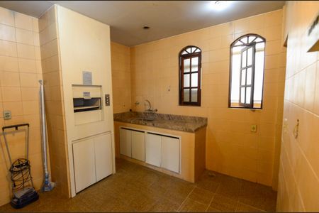 Apartamento à venda com 418m², 6 quartos e 2 vagasCozinha