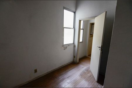 Apartamento à venda com 418m², 6 quartos e 2 vagasQuarto de Serviço