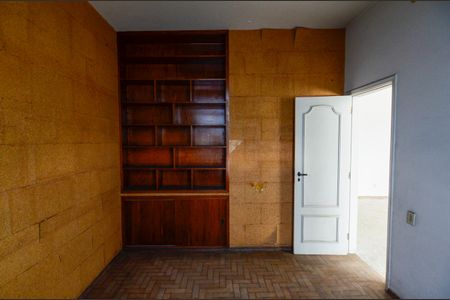 Apartamento à venda com 418m², 6 quartos e 2 vagasQuarto 1