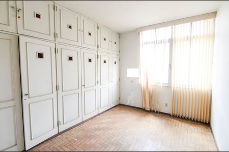 Apartamento à venda com 418m², 6 quartos e 2 vagasQuarto 4