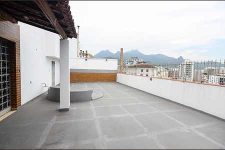 Apartamento à venda com 418m², 6 quartos e 2 vagasTerraço