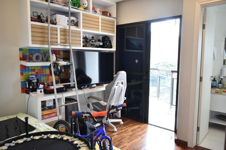 Apartamento à venda com 145m², 3 quartos e 2 vagasSuíte 1