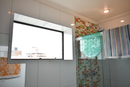 Apartamento à venda com 145m², 3 quartos e 2 vagasBanheiro da Suíte 1