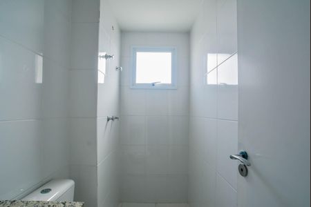 Apartamento à venda com 83m², 3 quartos e 2 vagasBanheiro da Suíte