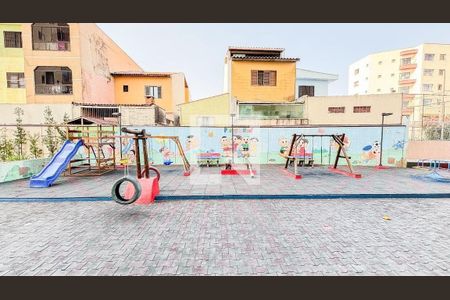 Apartamento à venda com 83m², 3 quartos e 2 vagasÁrea comum - Playground