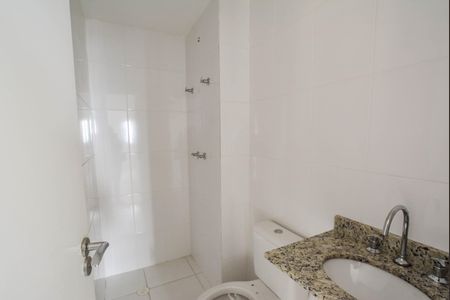 Apartamento à venda com 83m², 3 quartos e 2 vagasBanheiro Social