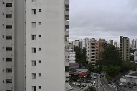 Apartamento à venda com 120m², 4 quartos e 2 vagasVista do Quarto 2