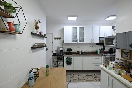 Apartamento à venda com 120m², 4 quartos e 2 vagasCozinha