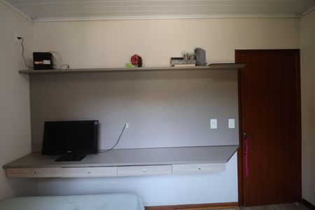 Casa à venda com 234m², 4 quartos e 2 vagasQuarto 2