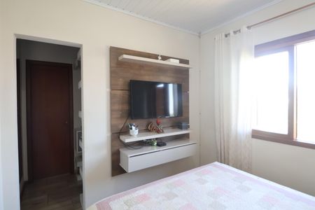 Casa à venda com 234m², 4 quartos e 2 vagasSuite