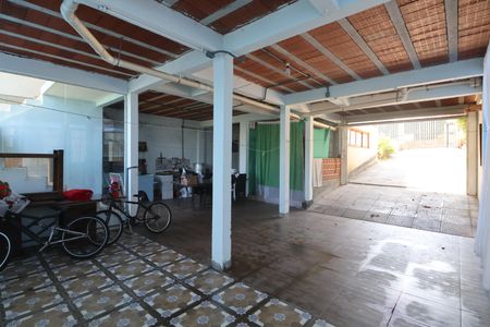 Casa à venda com 234m², 4 quartos e 2 vagasGaragem