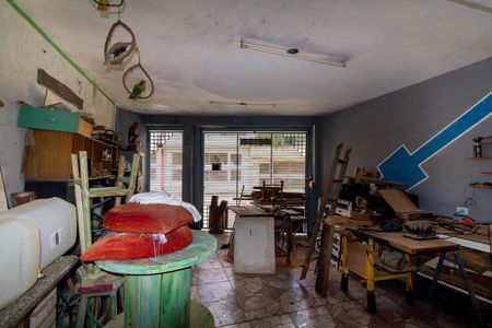 Casa à venda com 270m², 4 quartos e 4 vagas Casa à venda com 270m², 4 quartos e 4 vagasGaragem 2