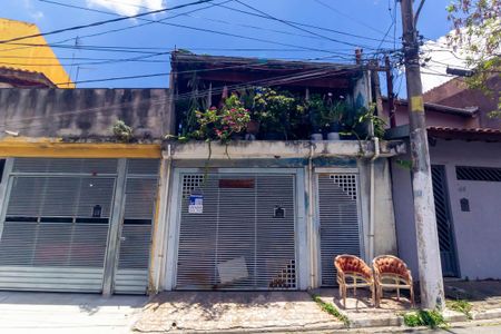 Casa à venda com 270m², 4 quartos e 4 vagas Casa à venda com 270m², 4 quartos e 4 vagasFachada 2