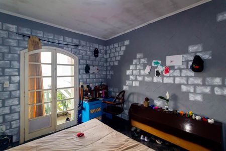 Casa à venda com 270m², 4 quartos e 4 vagas Casa à venda com 270m², 4 quartos e 4 vagasQuarto 4