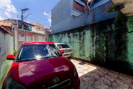 Casa à venda com 270m², 4 quartos e 4 vagas Casa à venda com 270m², 4 quartos e 4 vagasGaragem