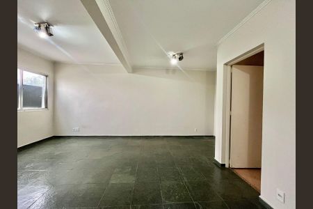 Apartamento à venda com 75m², 2 quartos e 1 vaga Apartamento à venda com 75m², 2 quartos e 1 vagaSala