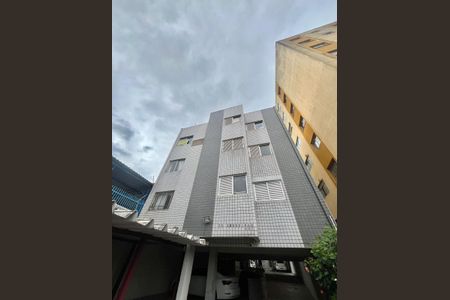 Apartamento à venda com 75m², 2 quartos e 1 vaga Apartamento à venda com 75m², 2 quartos e 1 vagaFachada