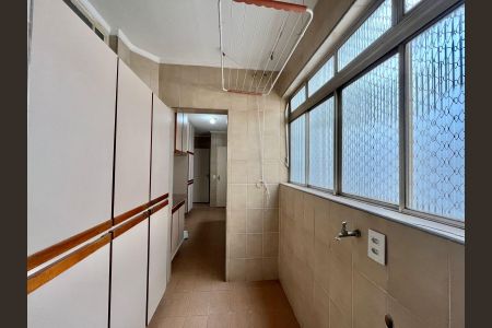 Apartamento à venda com 75m², 2 quartos e 1 vaga Apartamento à venda com 75m², 2 quartos e 1 vagaÁrea de Serviço