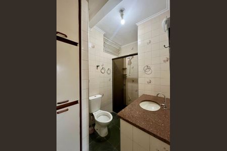 Apartamento à venda com 75m², 2 quartos e 1 vaga Apartamento à venda com 75m², 2 quartos e 1 vagaBanheiro