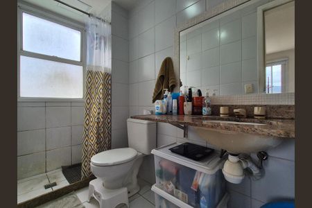 Apartamento à venda com 73m², 3 quartos e 1 vagaBanheiro suite 