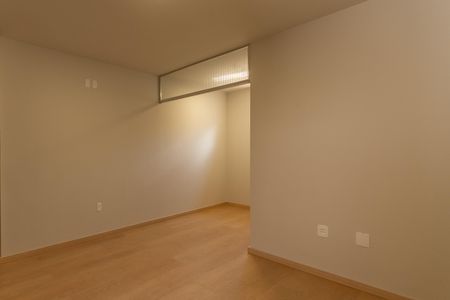 Casa à venda com 210m², 4 quartos e 2 vagas Casa à venda com 210m², 4 quartos e 2 vagasSuíte