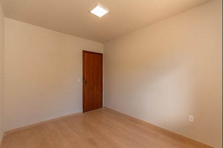 Casa à venda com 210m², 4 quartos e 2 vagas Casa à venda com 210m², 4 quartos e 2 vagasQuarto 3