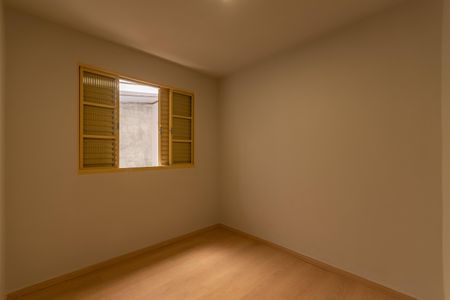 Casa à venda com 210m², 4 quartos e 2 vagas Casa à venda com 210m², 4 quartos e 2 vagasQuarto 2