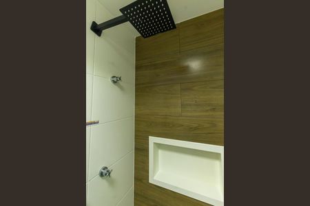 Apartamento à venda com 55m², 2 quartos e 1 vaga Apartamento à venda com 55m², 2 quartos e 1 vagaBanheiro Social