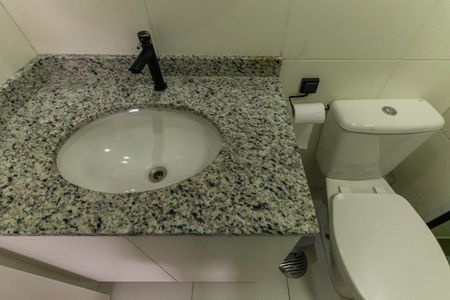 Apartamento à venda com 55m², 2 quartos e 1 vaga Apartamento à venda com 55m², 2 quartos e 1 vagaBanheiro da Suíte