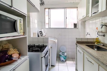 Apartamento à venda com 55m², 2 quartos e 1 vagaCozinha