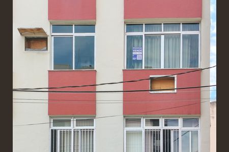 Apartamento à venda com 80m², 3 quartos e 1 vaga Apartamento à venda com 80m², 3 quartos e 1 vagaFachada e portaria