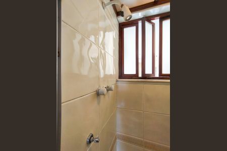 Apartamento à venda com 80m², 3 quartos e 1 vaga Apartamento à venda com 80m², 3 quartos e 1 vagaBanheiro Corredor