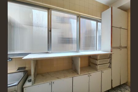 Apartamento à venda com 80m², 3 quartos e 1 vaga Apartamento à venda com 80m², 3 quartos e 1 vagaÁrea de Serviço