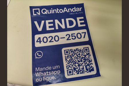 Apartamento à venda com 80m², 3 quartos e 1 vaga Apartamento à venda com 80m², 3 quartos e 1 vagaPlaca