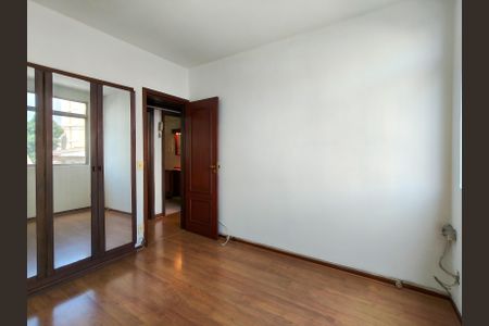 Apartamento à venda com 80m², 3 quartos e 1 vaga Apartamento à venda com 80m², 3 quartos e 1 vagaQuarto 2