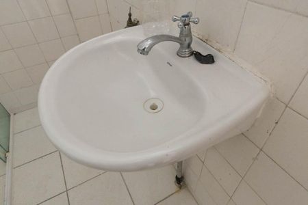 Studio para alugar com 29m², 1 quarto e sem vaga Studio para alugar com 29m², 1 quarto e sem vagaBanheiro