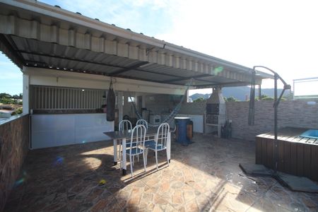 Apartamento para alugar com 160m², 3 quartos e 1 vagaTerraço