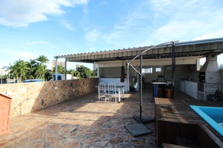 Apartamento para alugar com 160m², 3 quartos e 1 vagaTerraço