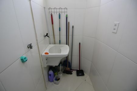 Apartamento para alugar com 160m², 3 quartos e 1 vagaÁrea de Serviço