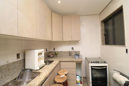 Casa à venda com 340m², 4 quartos e 3 vagasSala/Cozinha