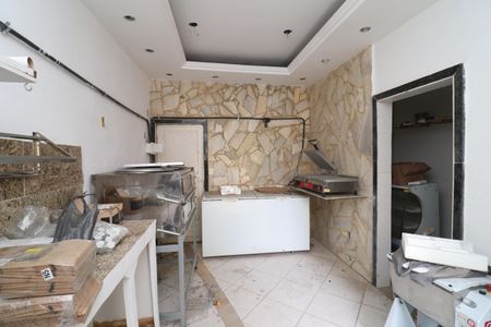 Casa à venda com 340m², 4 quartos e 3 vagasQuarto de Serviço