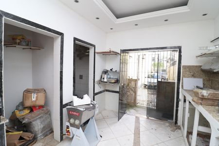 Casa à venda com 340m², 4 quartos e 3 vagasQuarto de Serviço