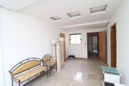 Casa à venda com 340m², 4 quartos e 3 vagasSuíte 3