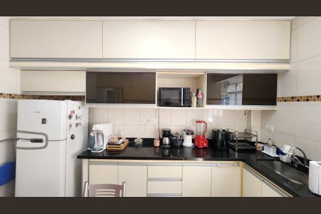 Apartamento para alugar com 70m², 2 quartos e 1 vaga Apartamento para alugar com 70m², 2 quartos e 1 vagaCozinha - Armários