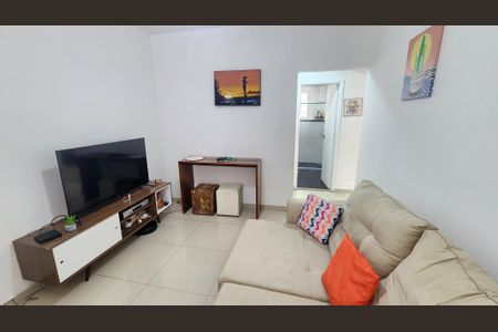 Sala de apartamento para alugar com 2 quartos, 70m² em Gonzaga, Santos