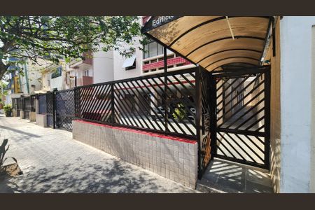 Apartamento para alugar com 70m², 2 quartos e 1 vaga Apartamento para alugar com 70m², 2 quartos e 1 vagaFachada