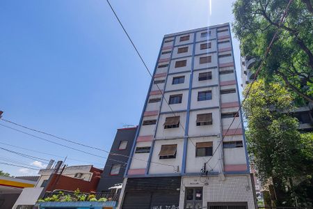 Studio para alugar com 40m², 1 quarto e sem vaga Studio para alugar com 40m², 1 quarto e sem vagaFachada